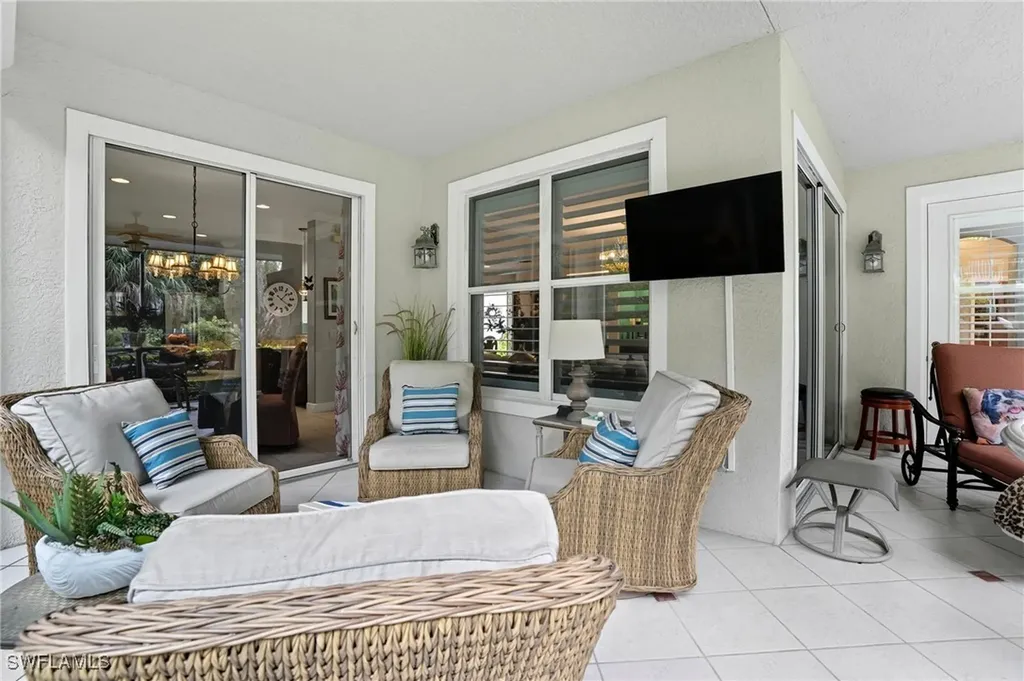 4960 Shaker Heights Court Naples FL 34112