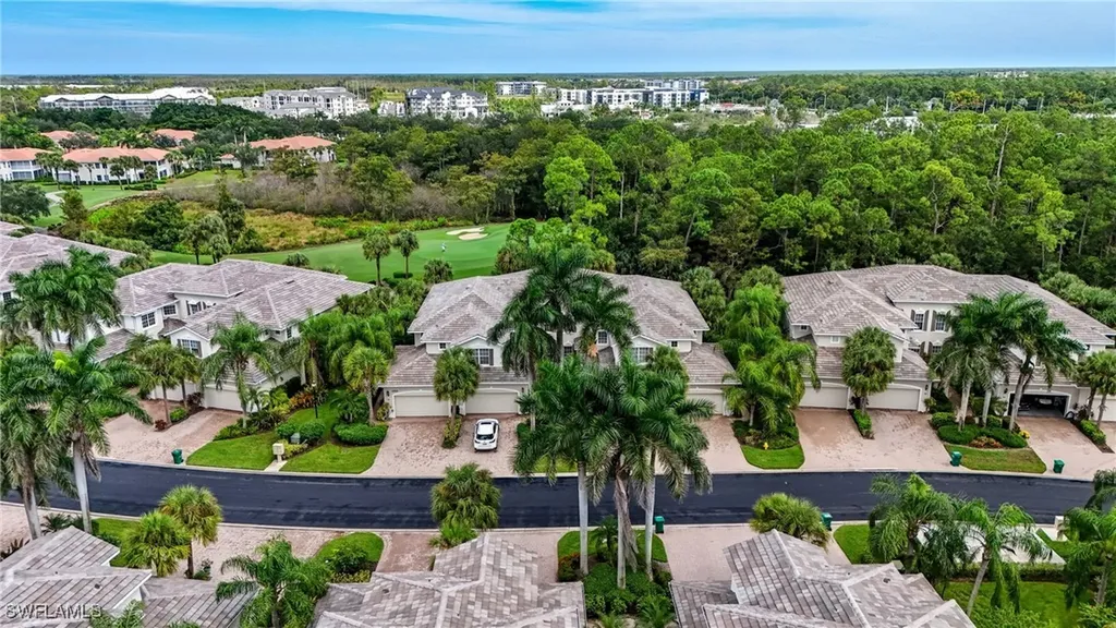 4960 Shaker Heights Court Naples FL 34112