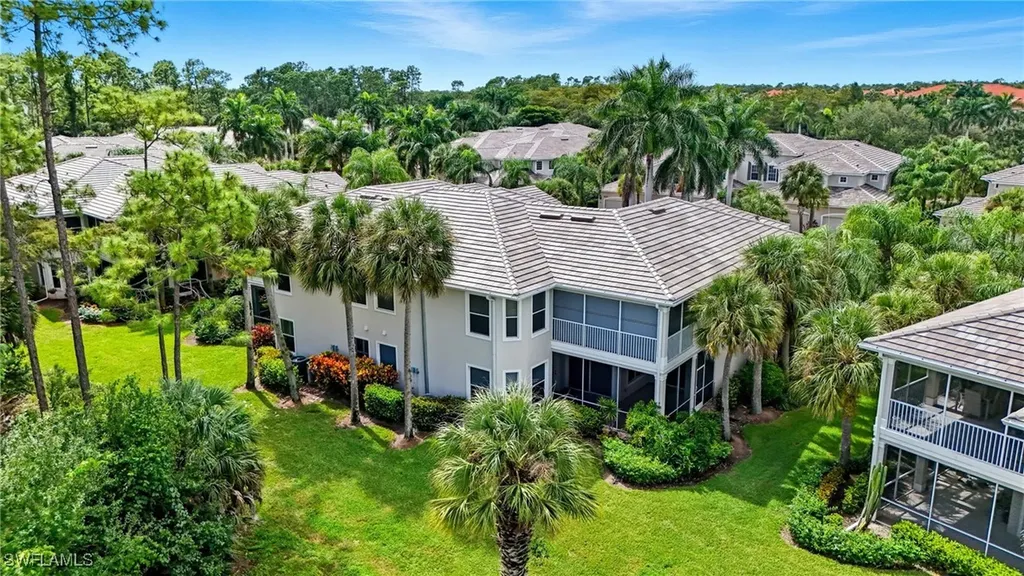 4960 Shaker Heights Court Naples FL 34112