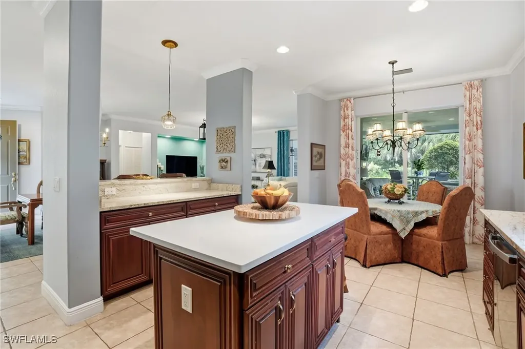 4960 Shaker Heights Court Naples FL 34112