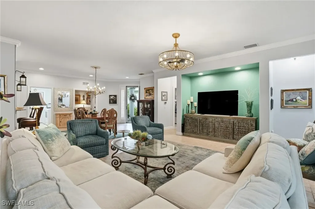 4960 Shaker Heights Court Naples FL 34112