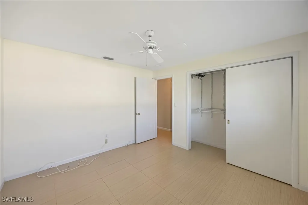9757 Berkshire Street Naples FL 34109