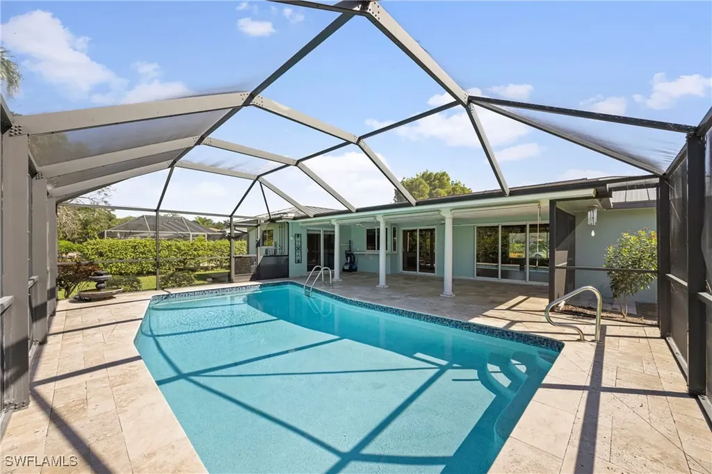 9757 Berkshire Street Naples FL 34109
