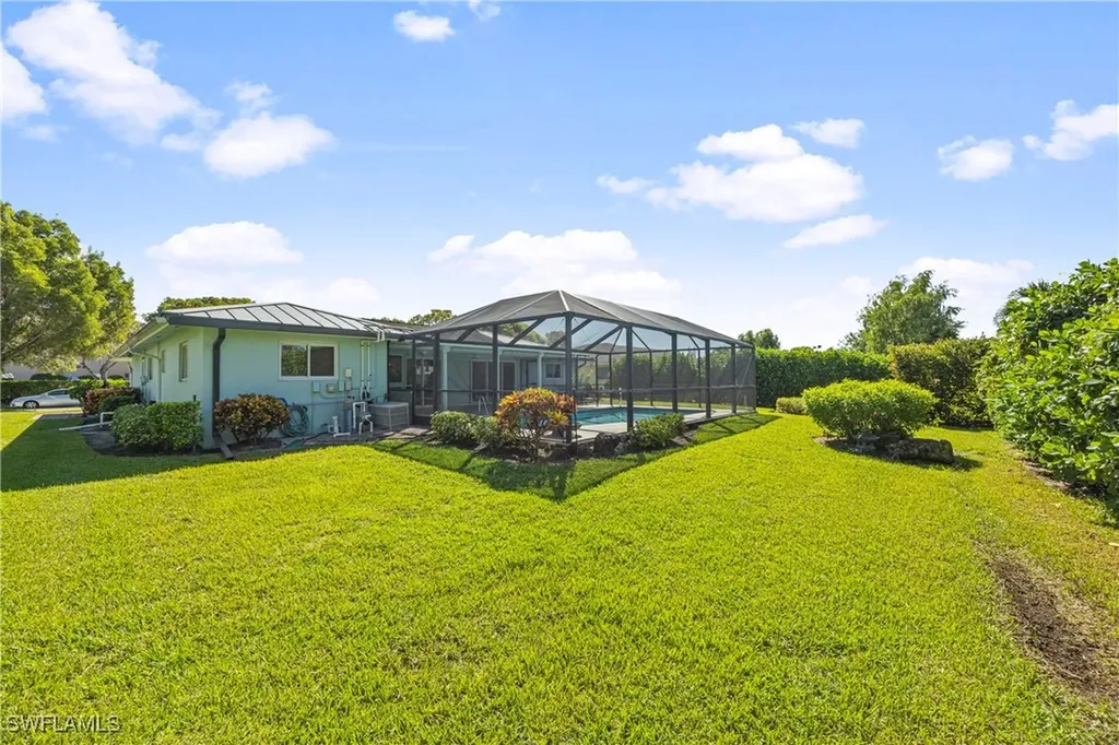 9757 Berkshire Street Naples FL 34109
