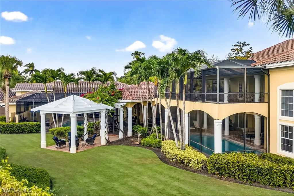 556 Eagle Creek Drive Naples FL 34113