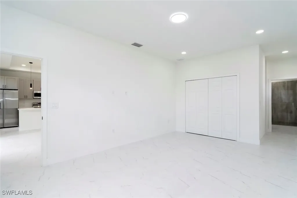 4209 25th Street SW Lehigh Acres FL 33976