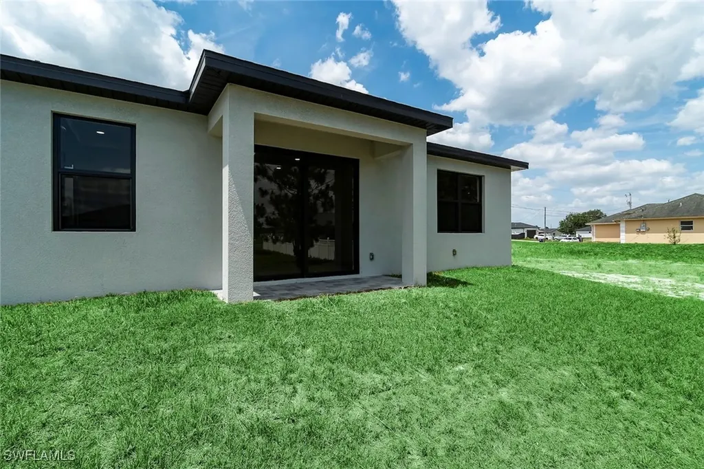 4209 25th Street SW Lehigh Acres FL 33976
