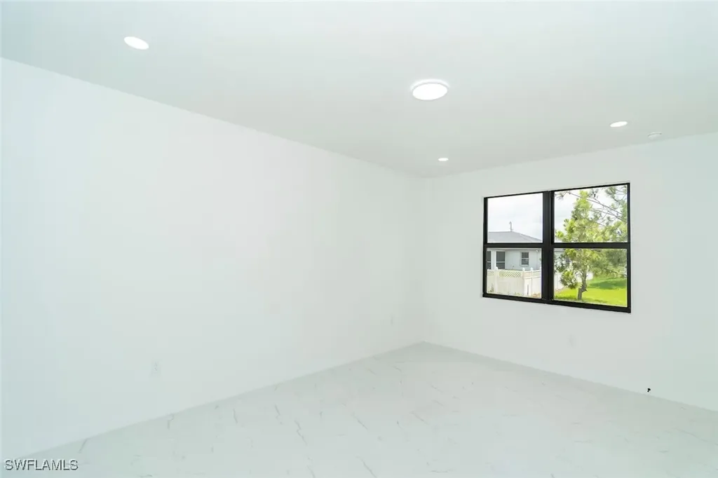 4209 25th Street SW Lehigh Acres FL 33976
