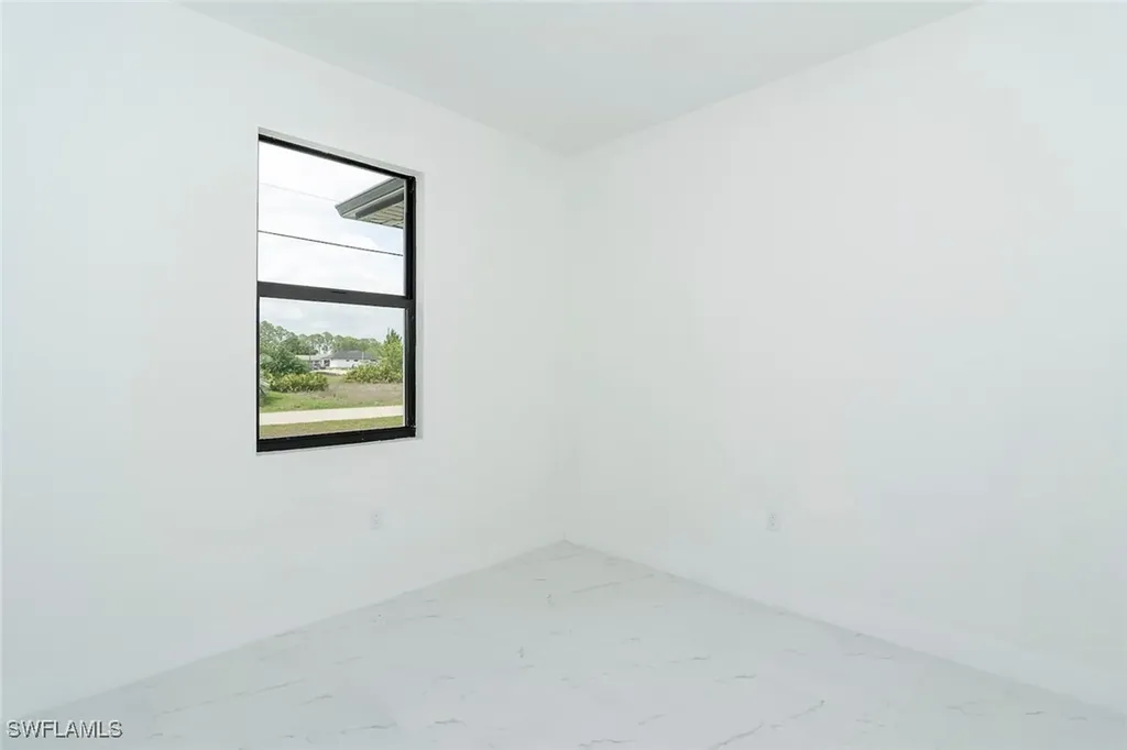 4209 25th Street SW Lehigh Acres FL 33976