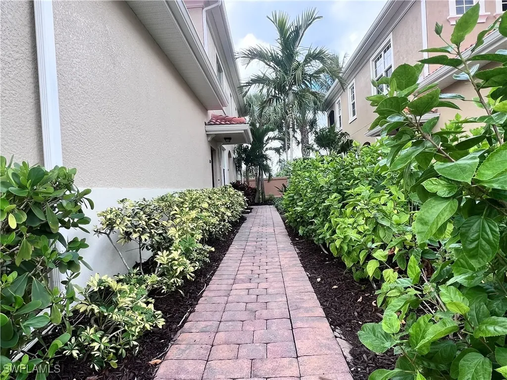 28008 Sosta Lane Bonita Springs FL 34135