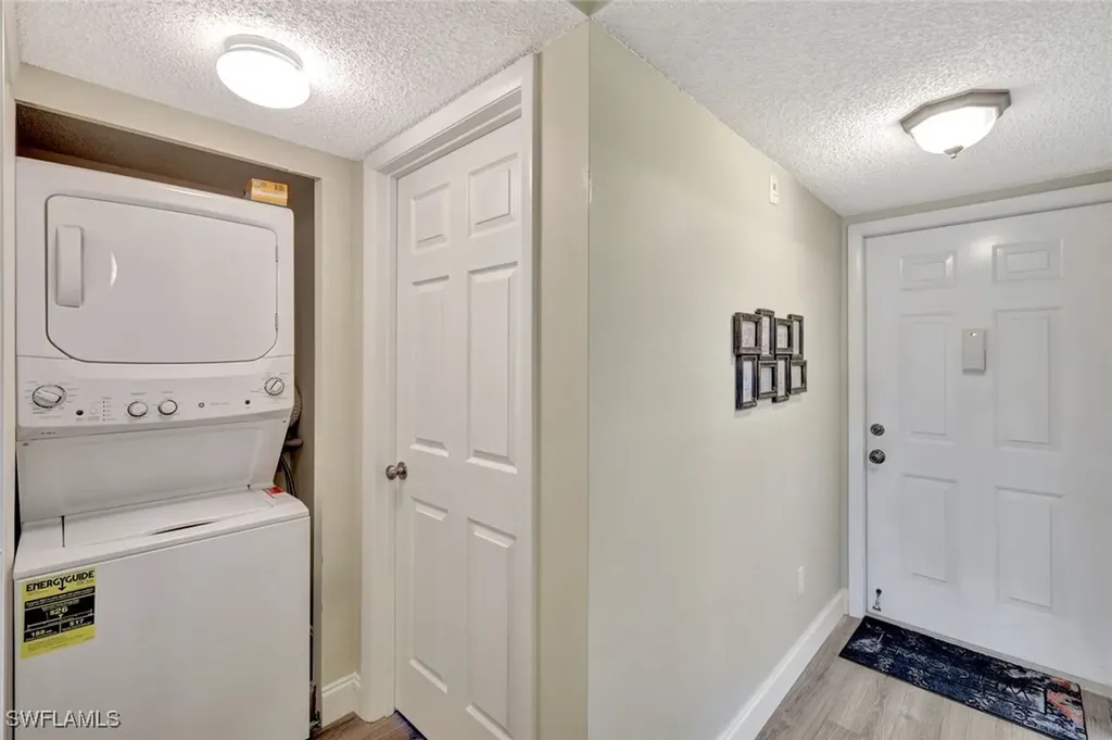 7406 Lake Breeze Drive Fort Myers FL 33907