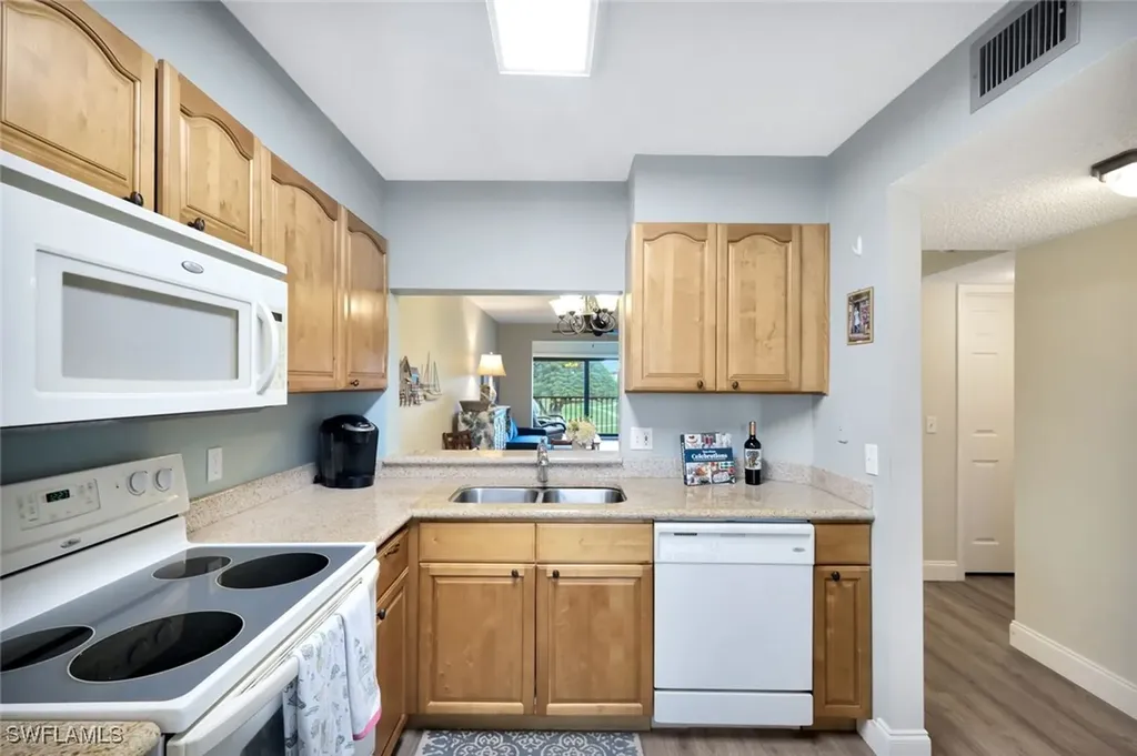 7406 Lake Breeze Drive Fort Myers FL 33907