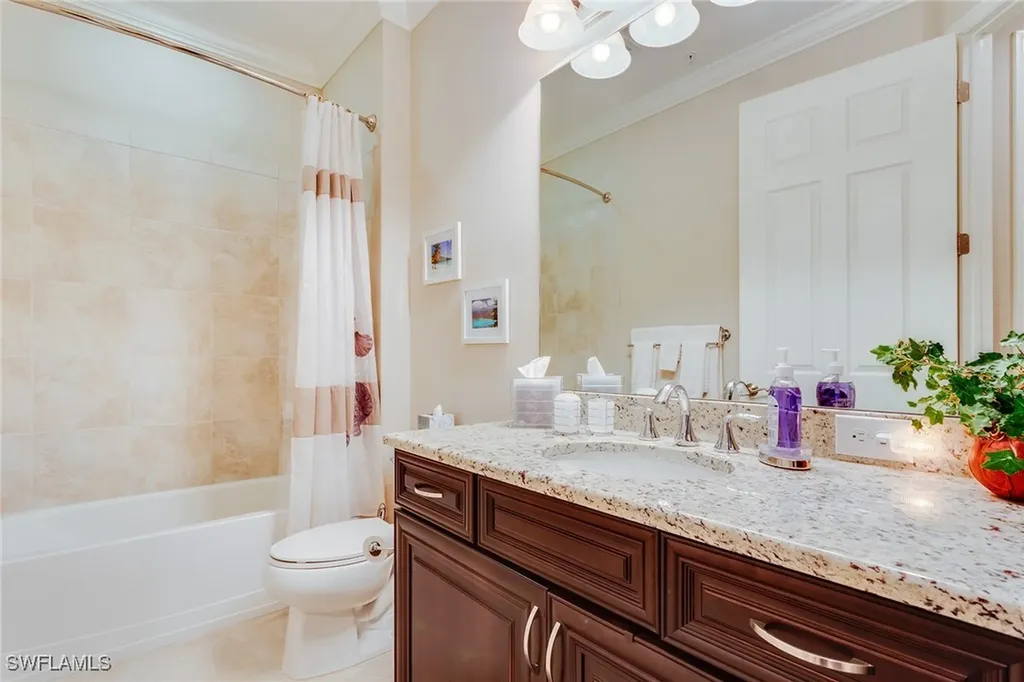 9082 Capistrano Street N Naples FL 34113