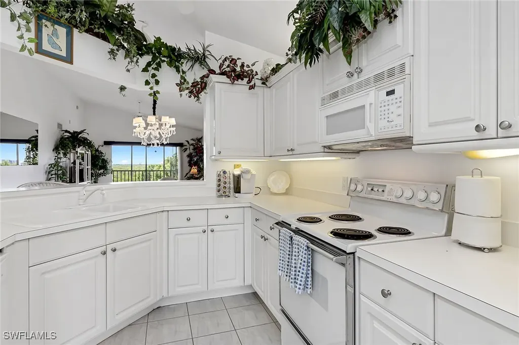 300 Horse Creek Drive Naples FL 34110
