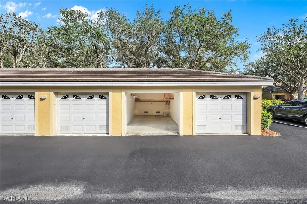 3461 Pointe Creek Court Bonita Springs FL 34134