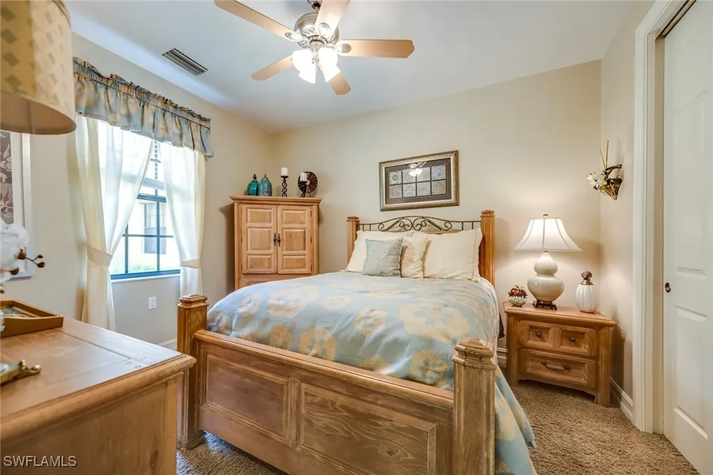 9161 Chula Vista Street Naples FL 34113