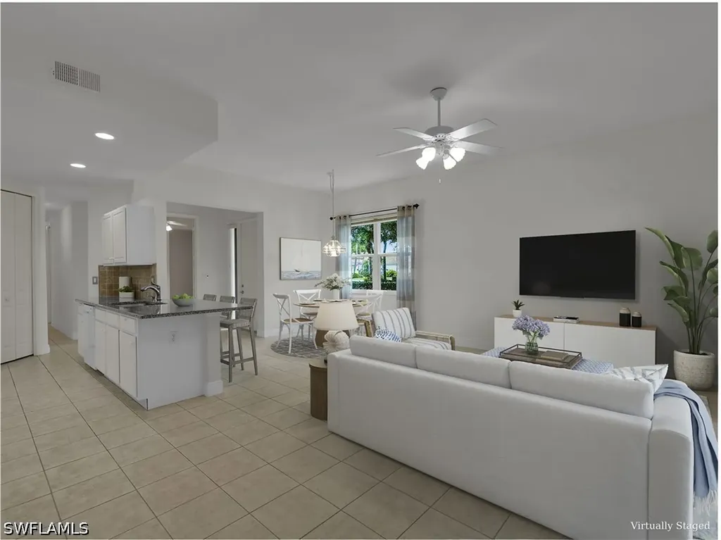 994 Eastham Way Naples FL 34104