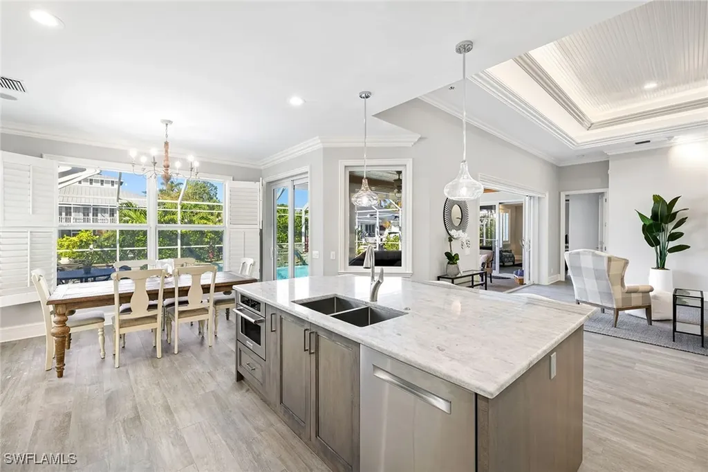 1900 Sandpiper Street Naples FL 34102