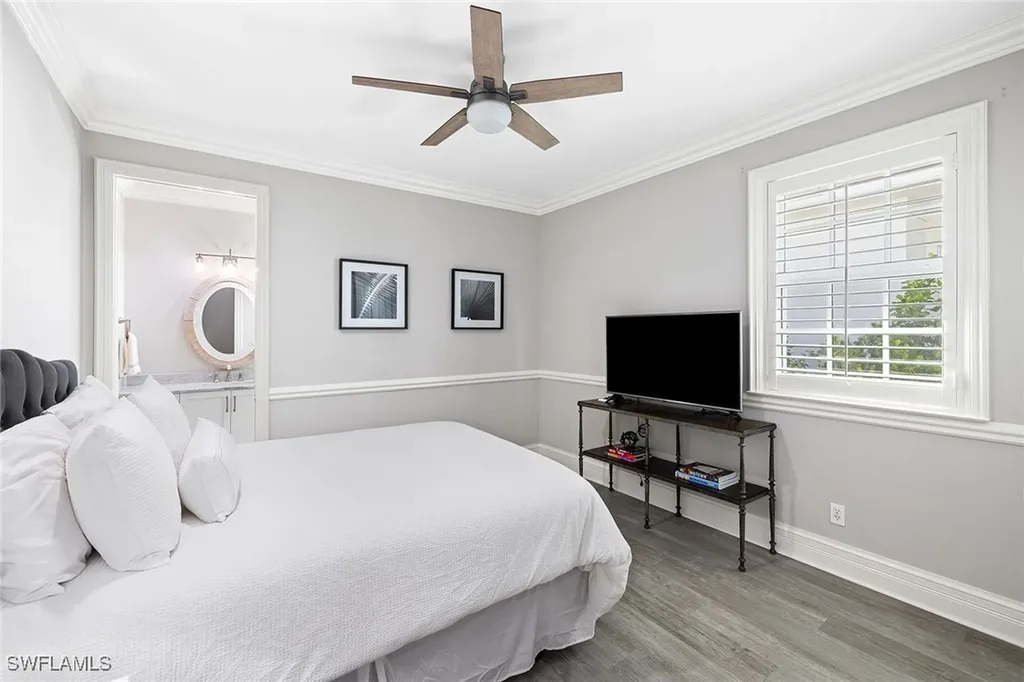 1900 Sandpiper Street Naples FL 34102
