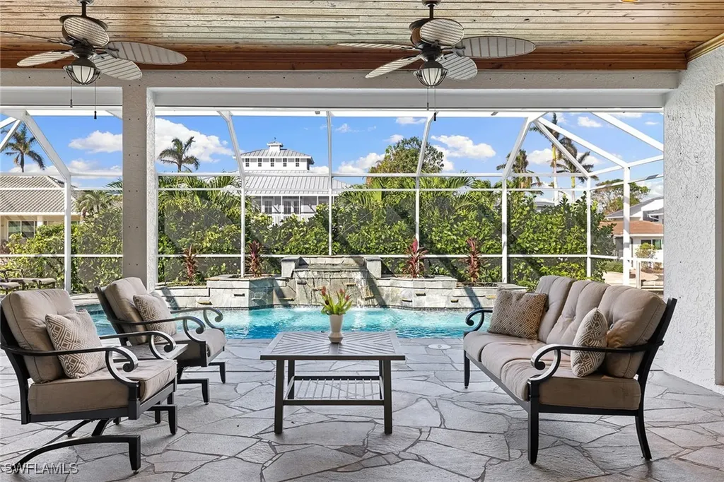 1900 Sandpiper Street Naples FL 34102