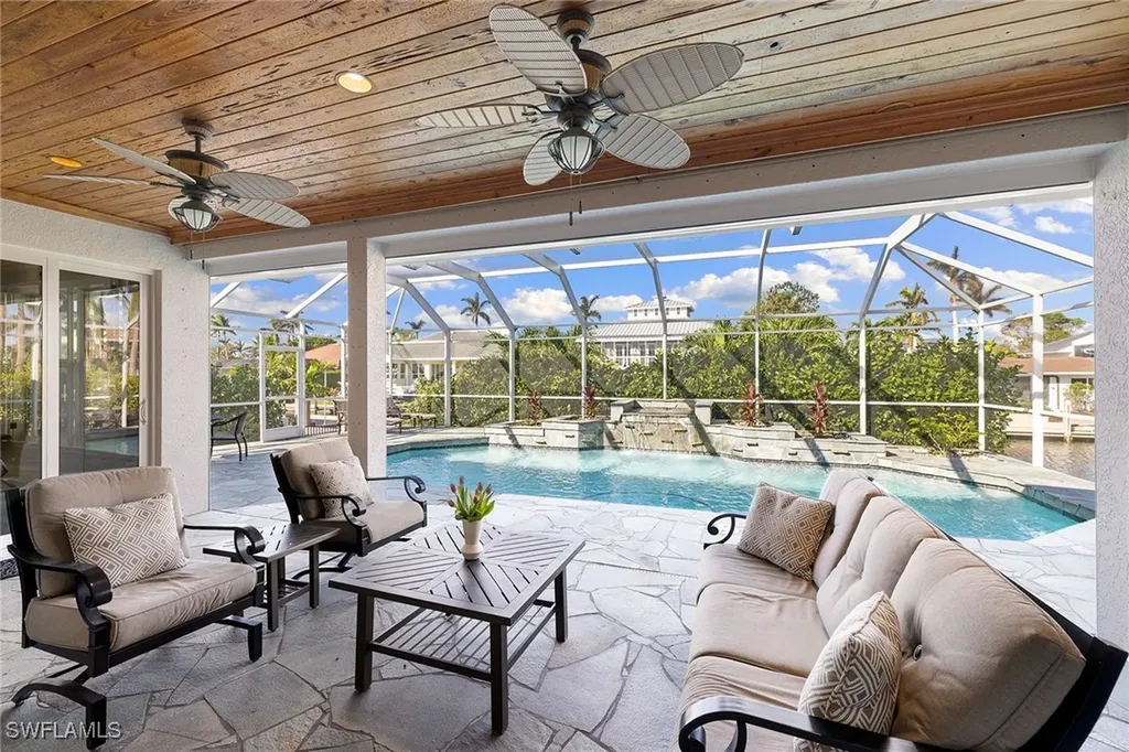 1900 Sandpiper Street Naples FL 34102
