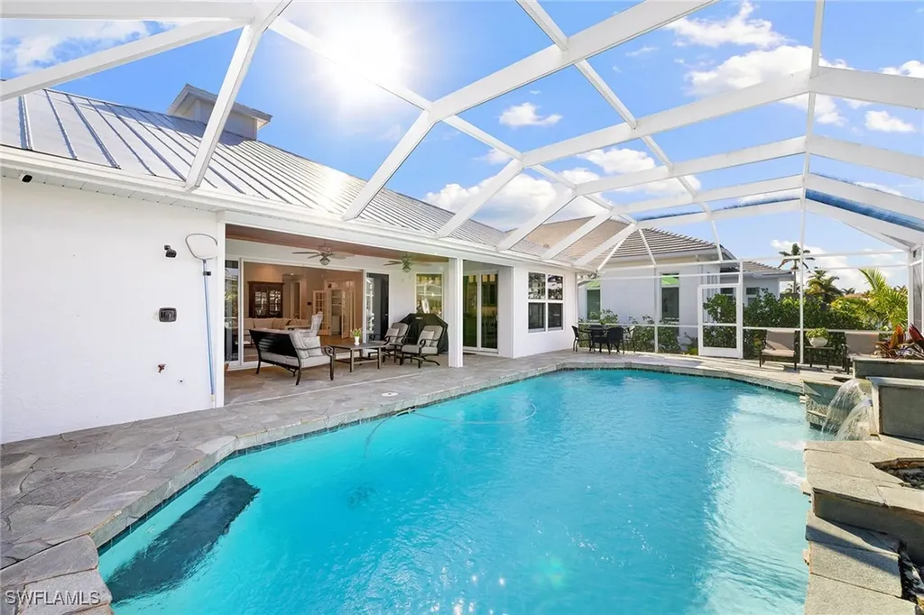 1900 Sandpiper Street Naples FL 34102