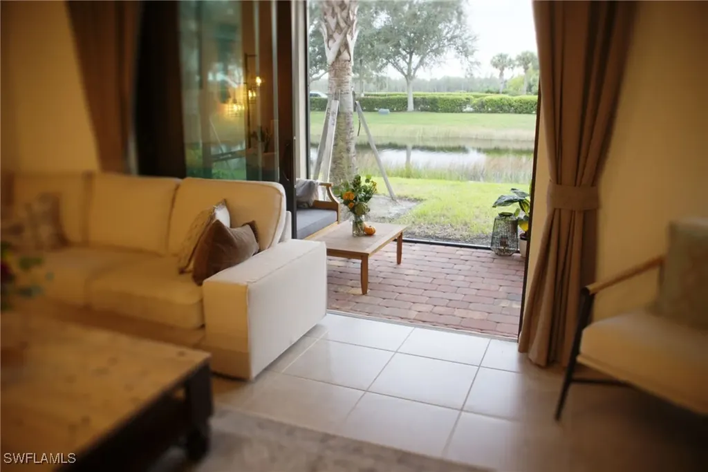 1526 Lake Jessup Circle Cape Coral FL 33909