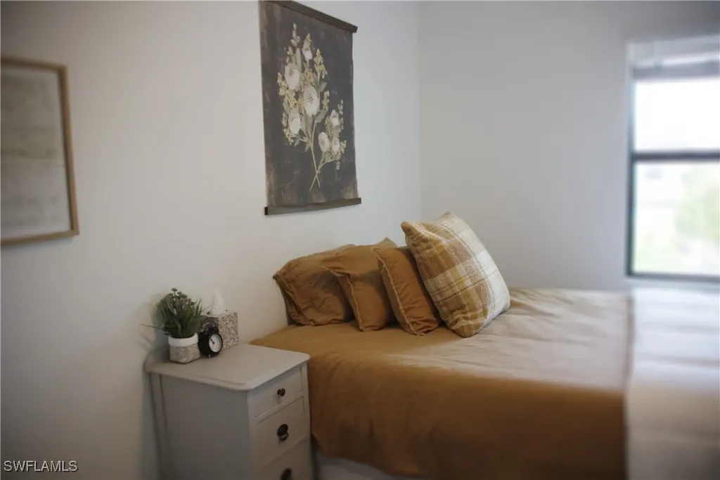 1526 Lake Jessup Circle Cape Coral FL 33909