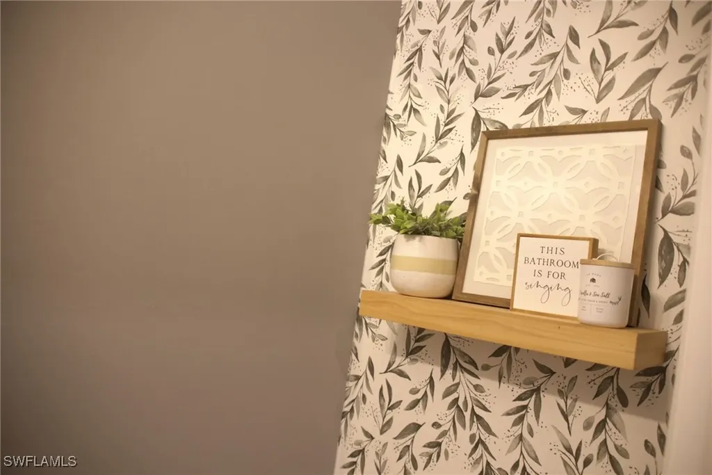 1526 Lake Jessup Circle Cape Coral FL 33909