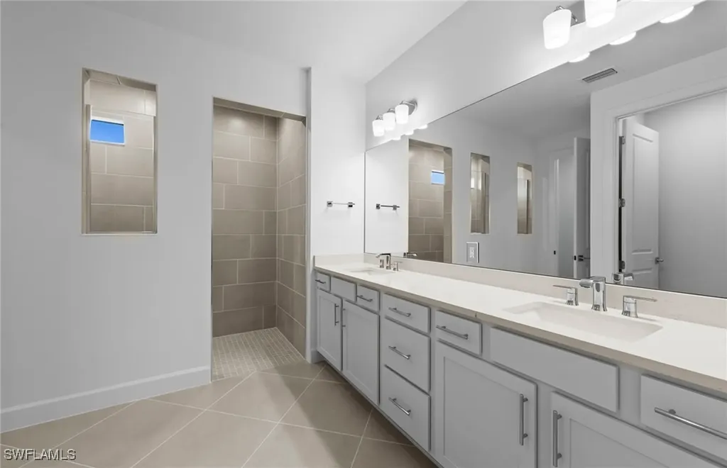 17043 Bishop Boulevard Alva FL 33920