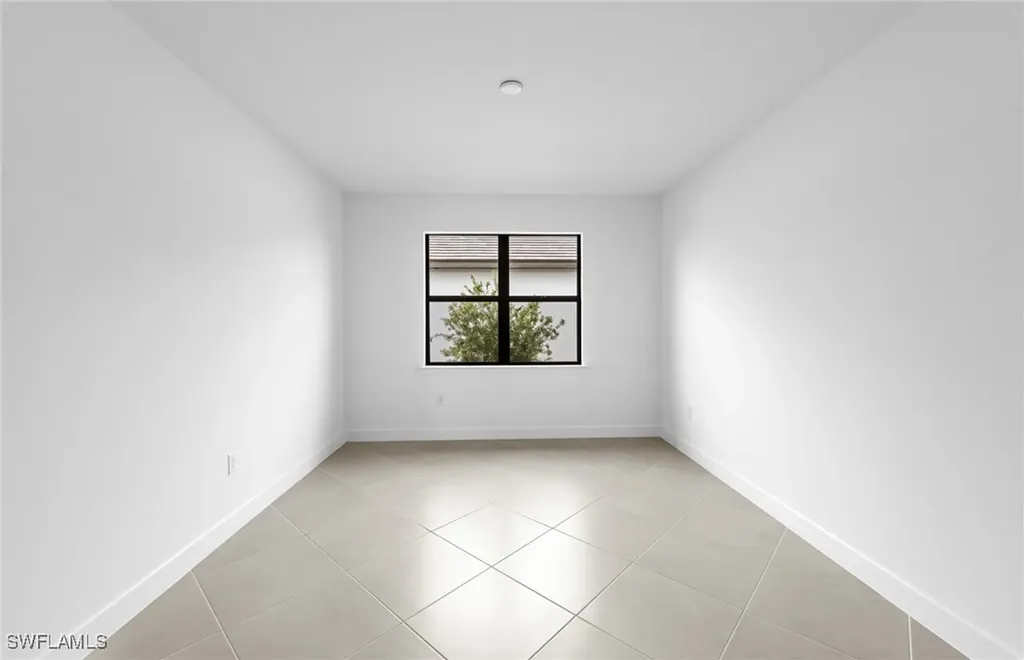 17043 Bishop Boulevard Alva FL 33920