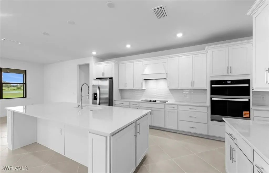 17043 Bishop Boulevard Alva FL 33920