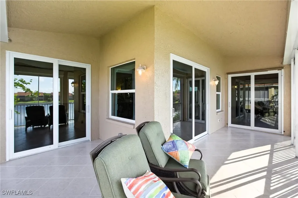 2590 Marshcreek Lane Naples FL 34119