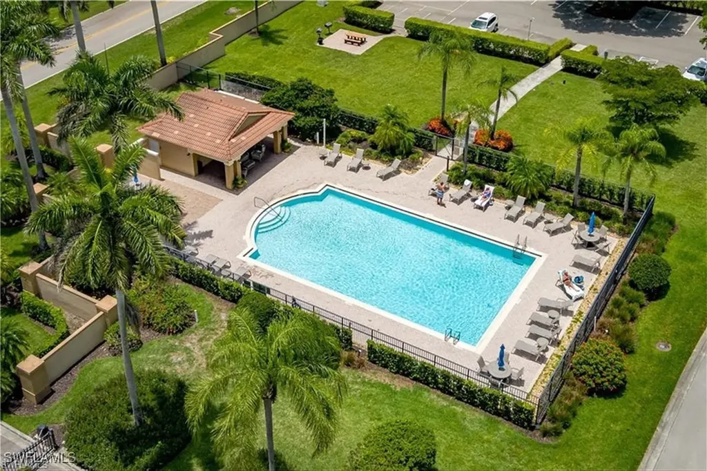 2590 Marshcreek Lane Naples FL 34119
