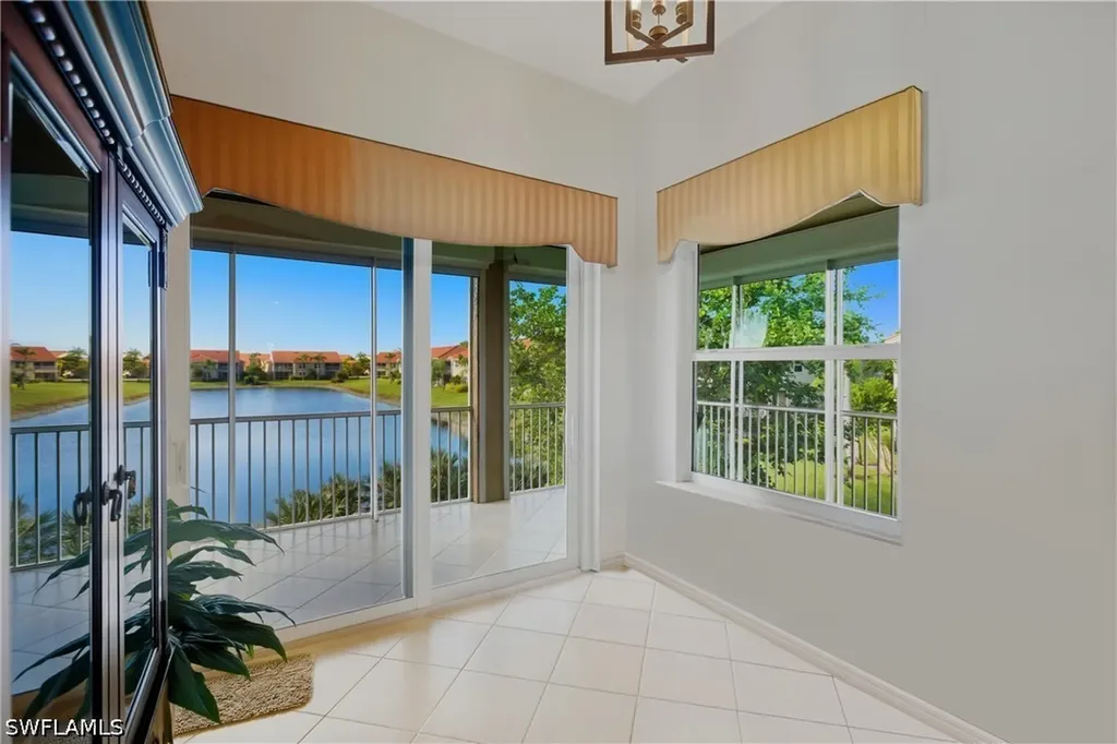 2590 Marshcreek Lane Naples FL 34119