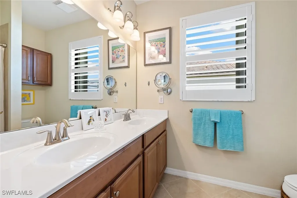 3837 Ruby Way Naples FL 34114