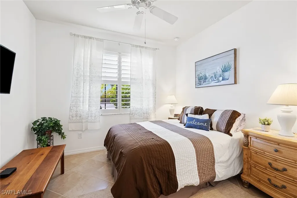 3837 Ruby Way Naples FL 34114