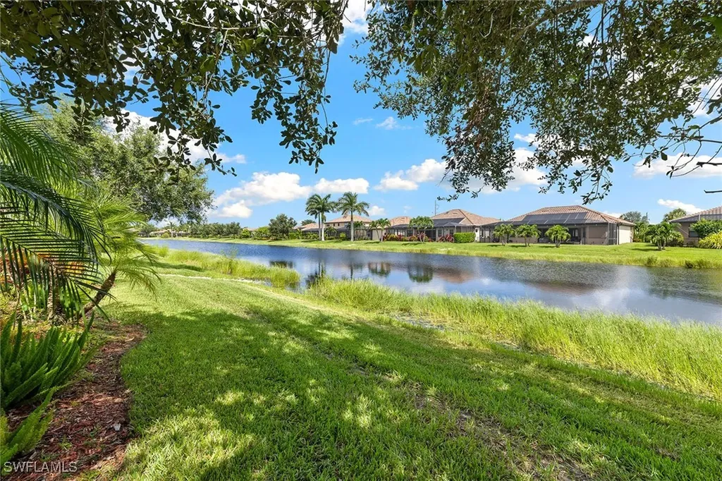 3837 Ruby Way Naples FL 34114