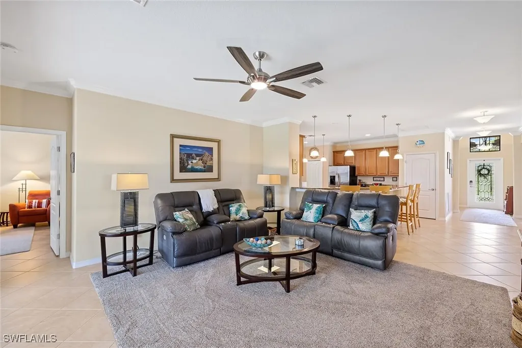3837 Ruby Way Naples FL 34114