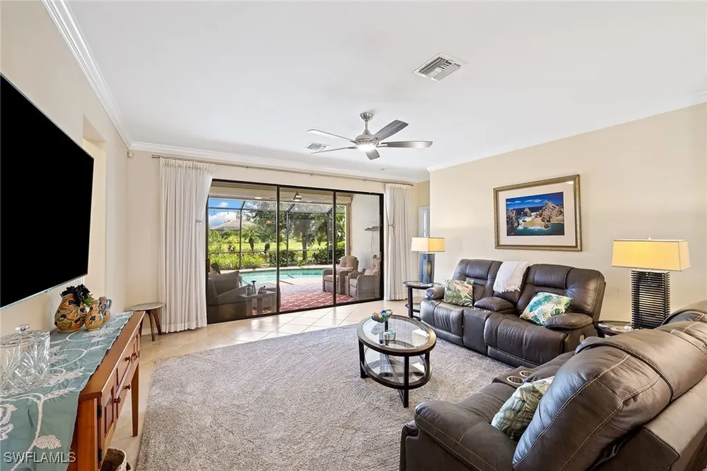3837 Ruby Way Naples FL 34114