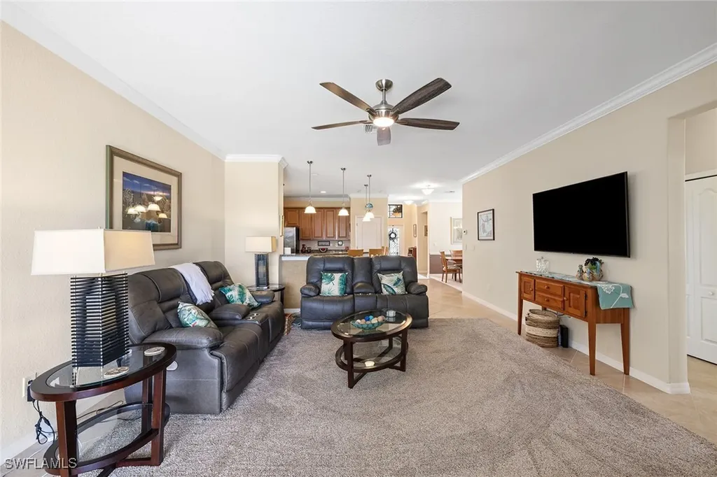 3837 Ruby Way Naples FL 34114