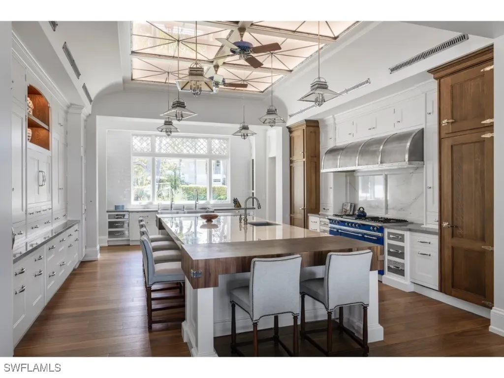 4296 Cutlass Lane Naples FL 34102