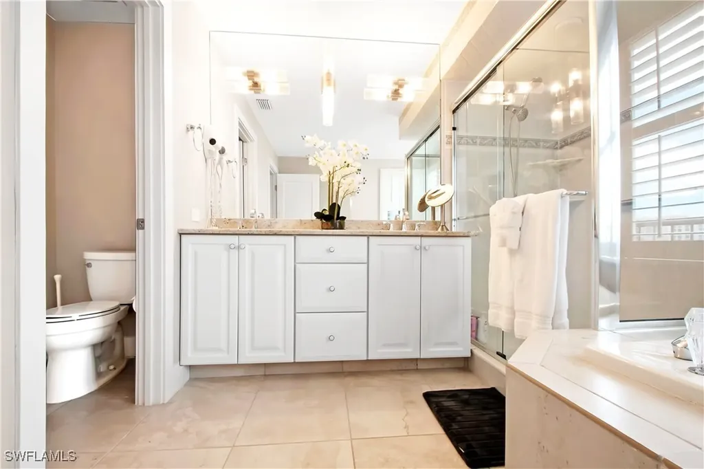 105 La Peninsula Boulevard Naples FL 34113