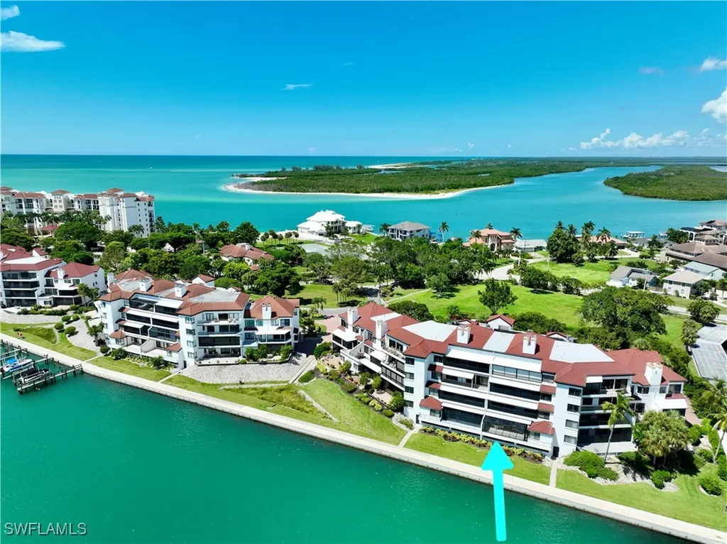105 La Peninsula Boulevard Naples FL 34113