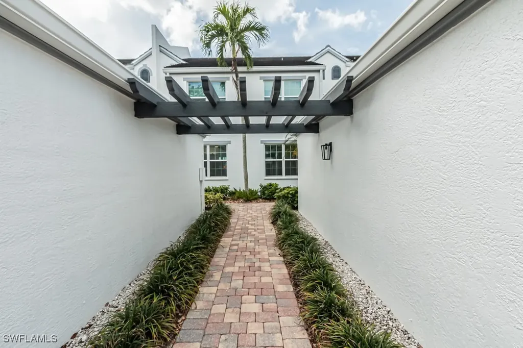 5937 Sand Wedge Lane Naples FL 34110