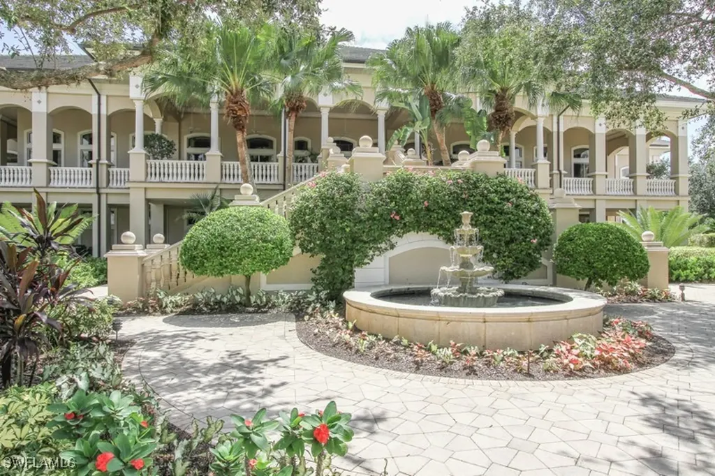 5937 Sand Wedge Lane Naples FL 34110