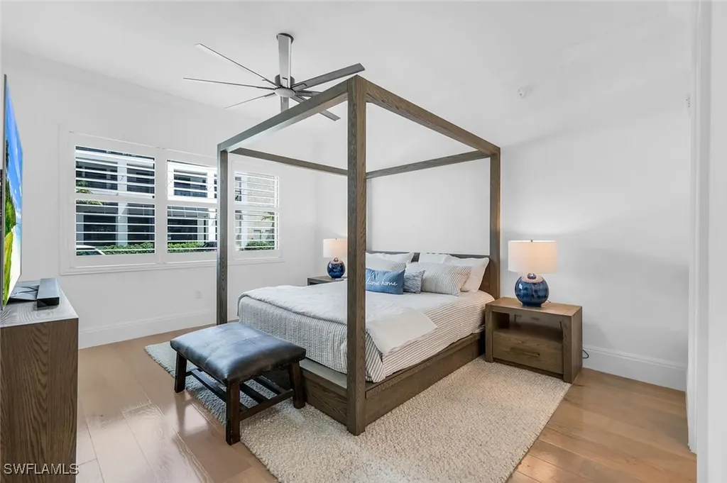 1130 3rd Avenue S Avenue Naples FL 34102