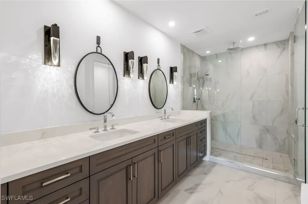 1130 3rd Avenue S Avenue Naples FL 34102