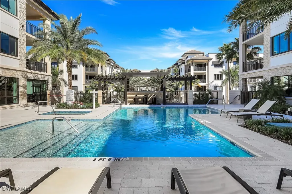 1130 3rd Avenue S Avenue Naples FL 34102