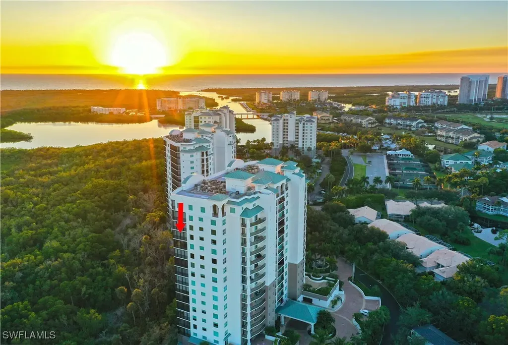 Naples FL, 455 Cove Tower Drive, Unit 1101